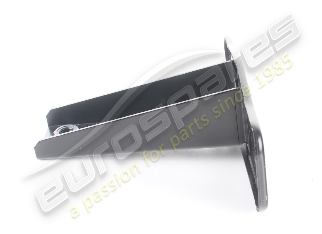 NUOVO MASERATI PARAURTI POSTERIORE CENTR. SUPPORTO DI FISSAGGIO. NUMERO PARTE 376380224 (3) nuovo maserati paraurti posteriore centr. supporto di fissaggio. numero parte 376380224 (3)