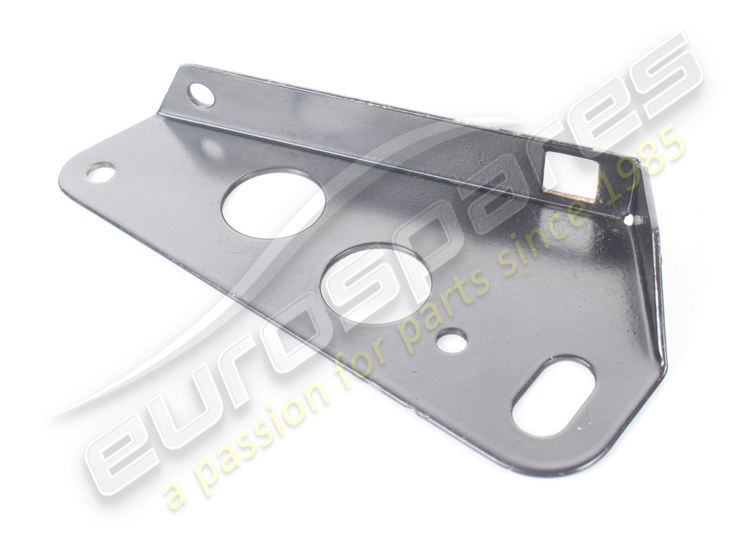 nuova parentesi ferrari. numero parte 112104 (1)