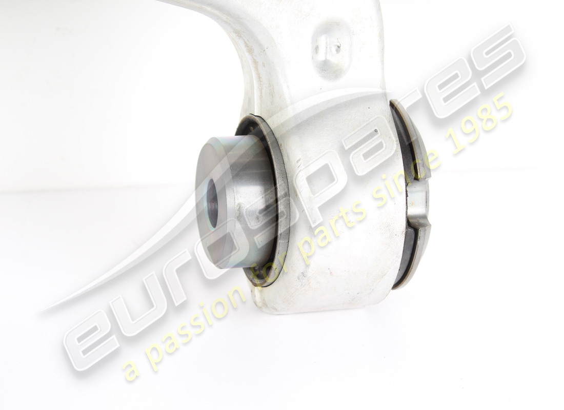 nuovo maserati braccio sospensione inferiore anteriore dx. numero parte 670213729 (2)