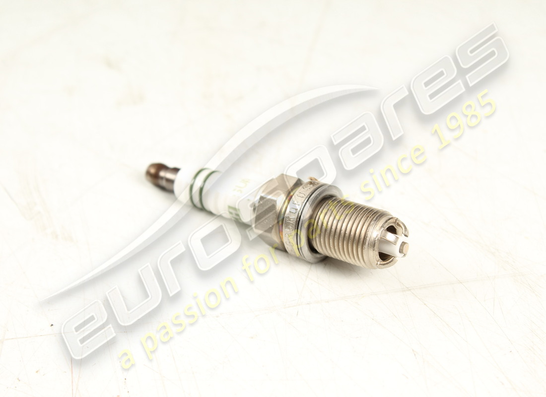 NUOVA Porsche CANDELA - FGR 5KQE0 - D - MJ 2002>> . NUMERO PARTE 99917022390 (1)