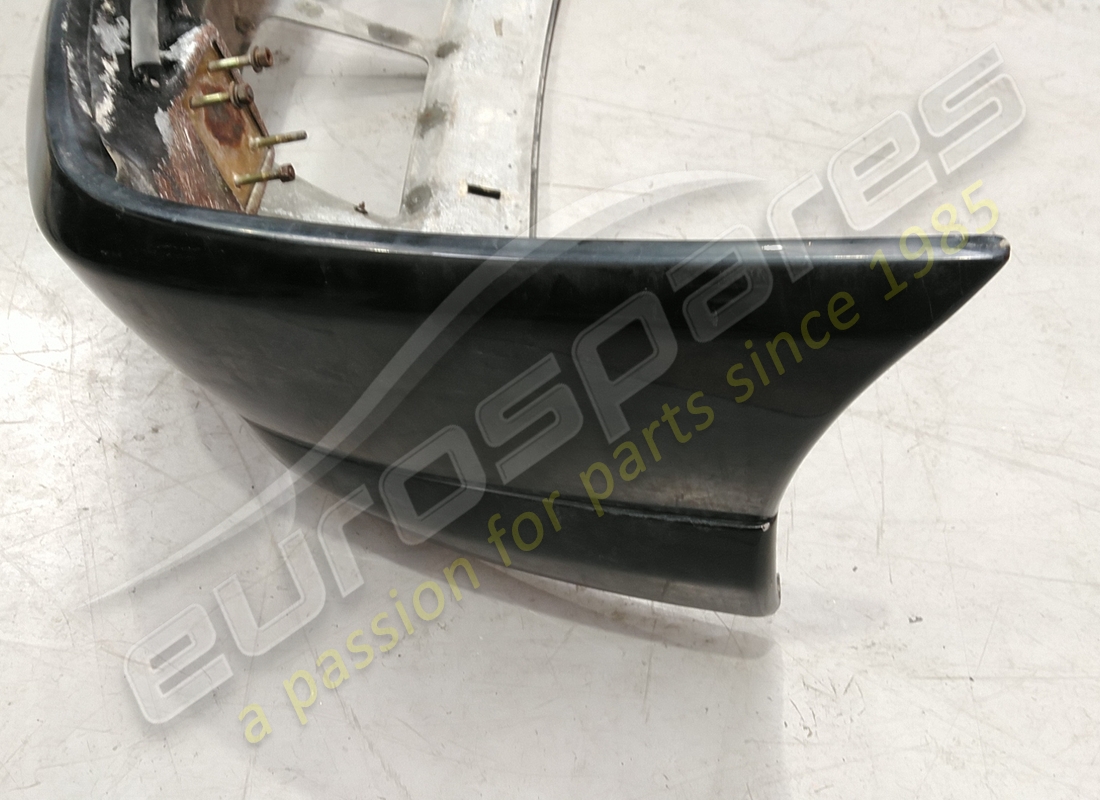 paraurti posteriore ferrari usato. numero parte 64638110 (3)