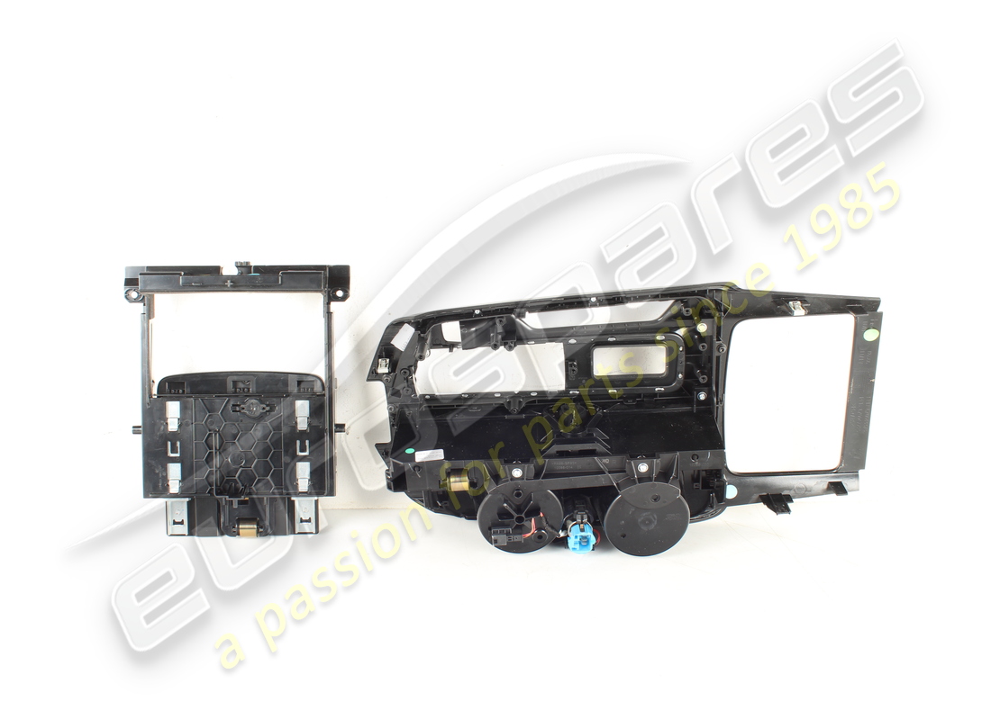 VANO PORTAOGGETTI TUNNEL USATO MASERATI BLA. NUMERO PARTE 673011000 (5) vano portaoggetti tunnel usato maserati bla. numero parte 673011000 (5)