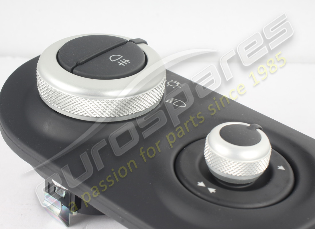 NUOVA TARGA FERRARI PER LUCI E RETROVISORE. CODICE ARTICOLO 191966 (4) nuova targa ferrari per luci e retrovisore. codice articolo 191966 (4)