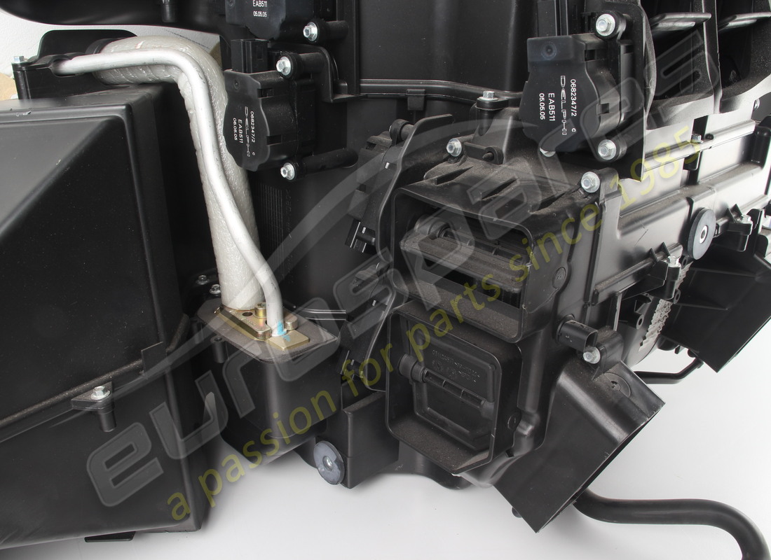 set aria condizionata completo usato maserati. numero parte 68462400 (5)