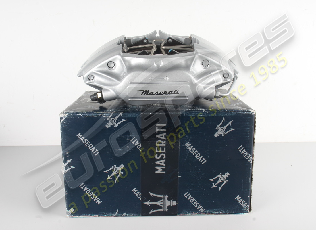 nuova maserati maserati parte 387201123. numero parte 387201123 (1)