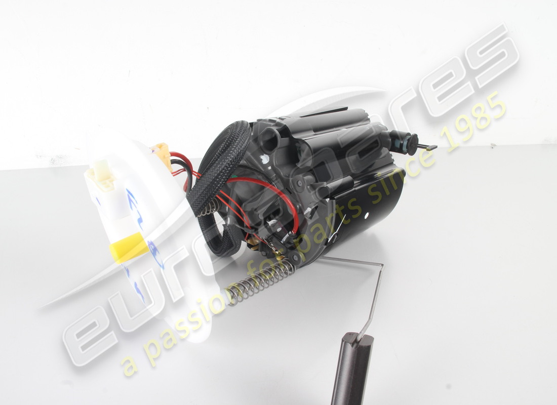 nuova maserati pompa carburante sx (v6 benzina). numero parte 670178911 (2)