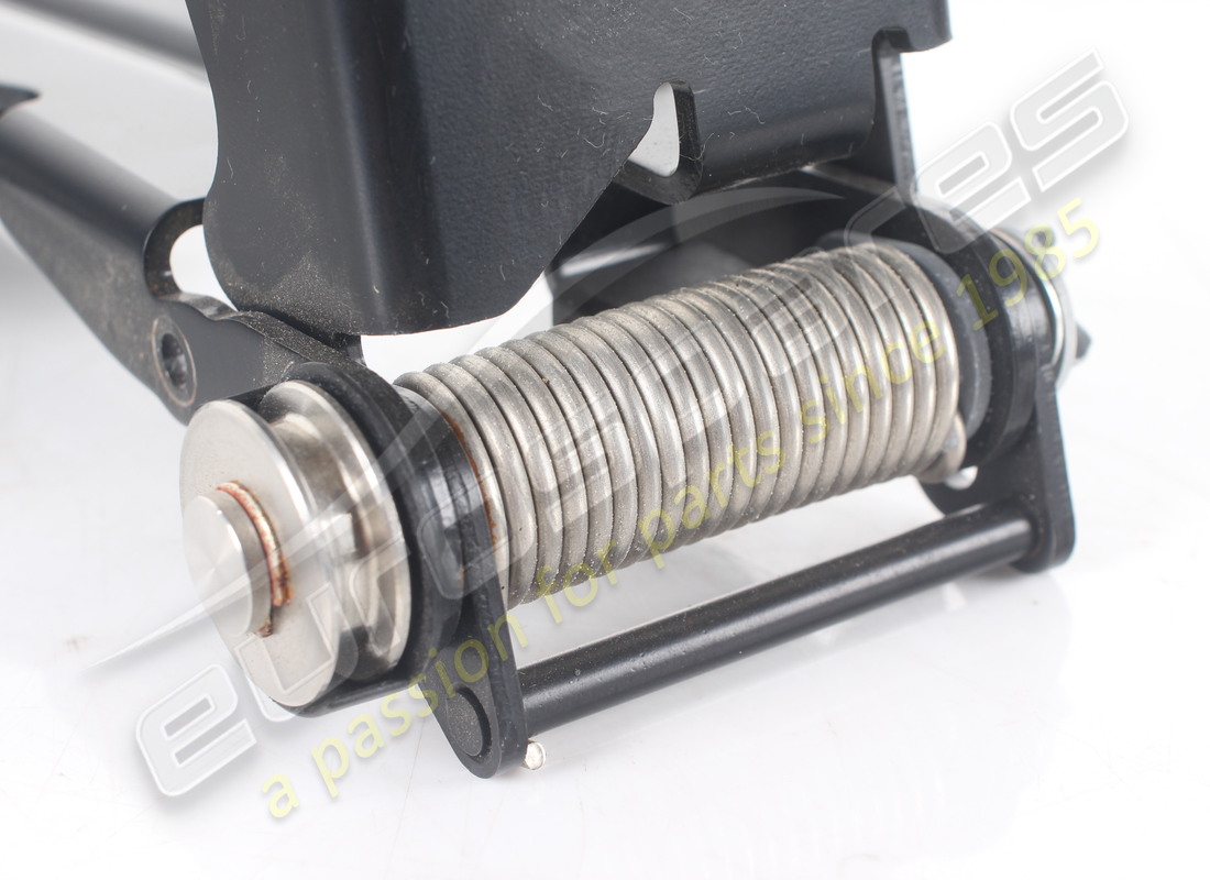 USATO FERRARI GUSCIO INTERNO DESTRA NUMERO PARTE 83978400 (7) usato ferrari guscio interno destra numero parte 83978400 (7)