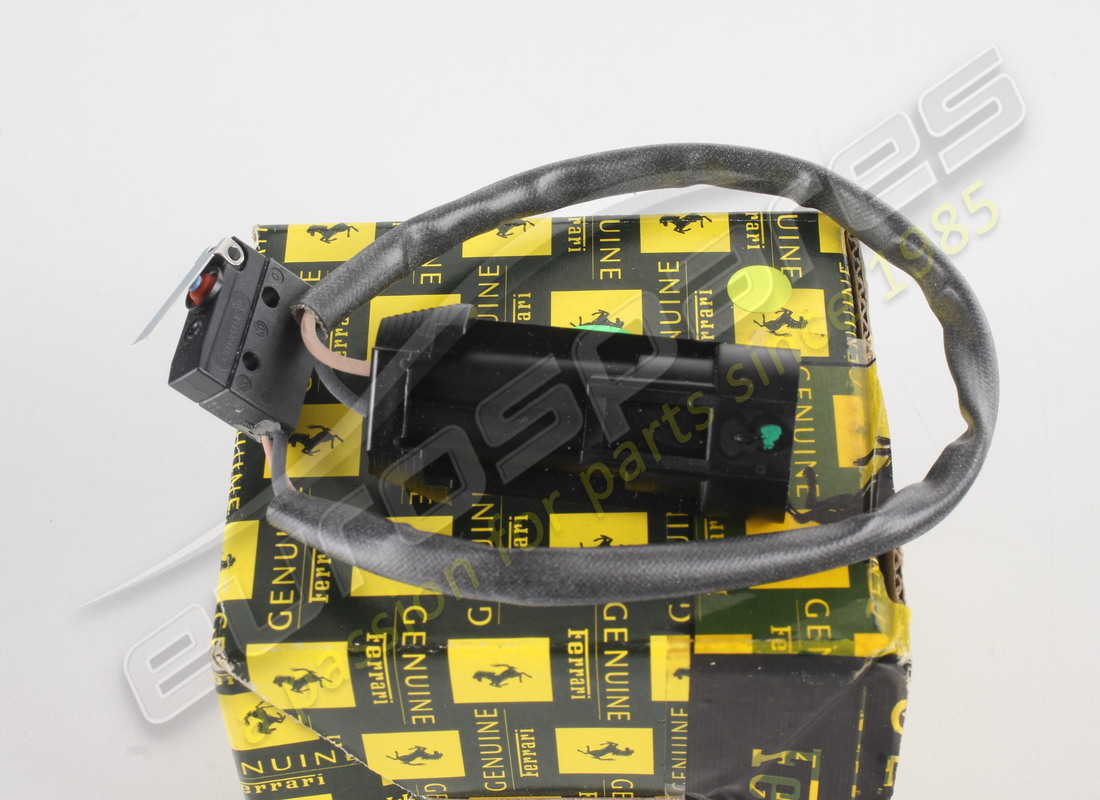 nuovo ferrari microinterruttore.. numero parte 67493300 (4)