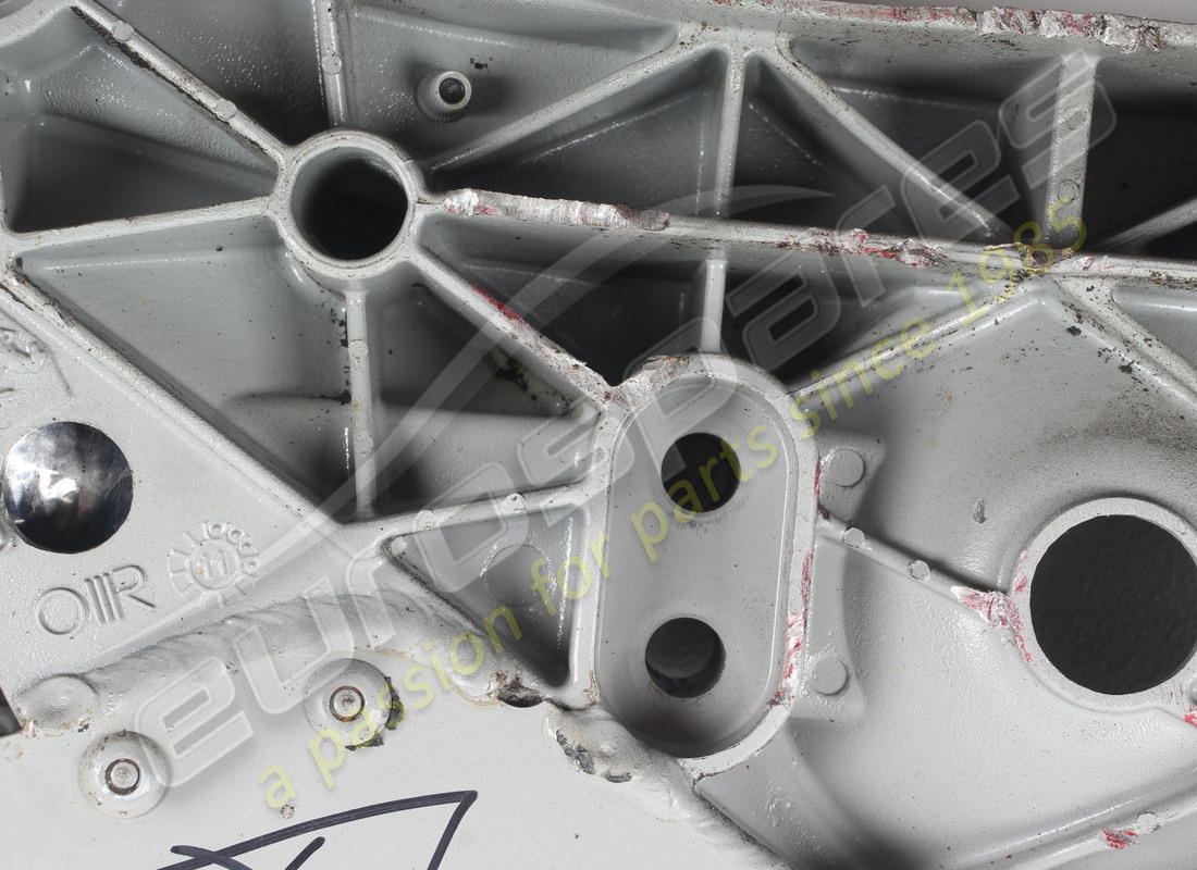 TELAIO MOTORE FERRARI USATO. NUMERO PARTE 265529 (7) telaio motore ferrari usato. numero parte 265529 (7)