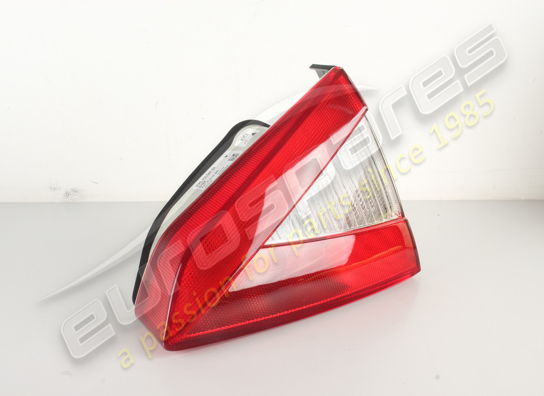 nuovo maserati fanale posteriore dx lato mobile. codice articolo 231568 (1)