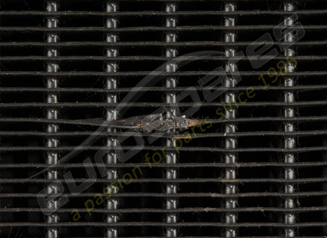 radiatore acqua ferrari usato. numero parte 107497 (16)