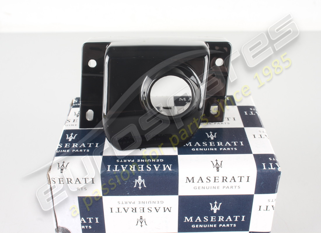 nuovo maserati supporto sensore di parcheggio anteriore sx numero parte 673002938 (3)