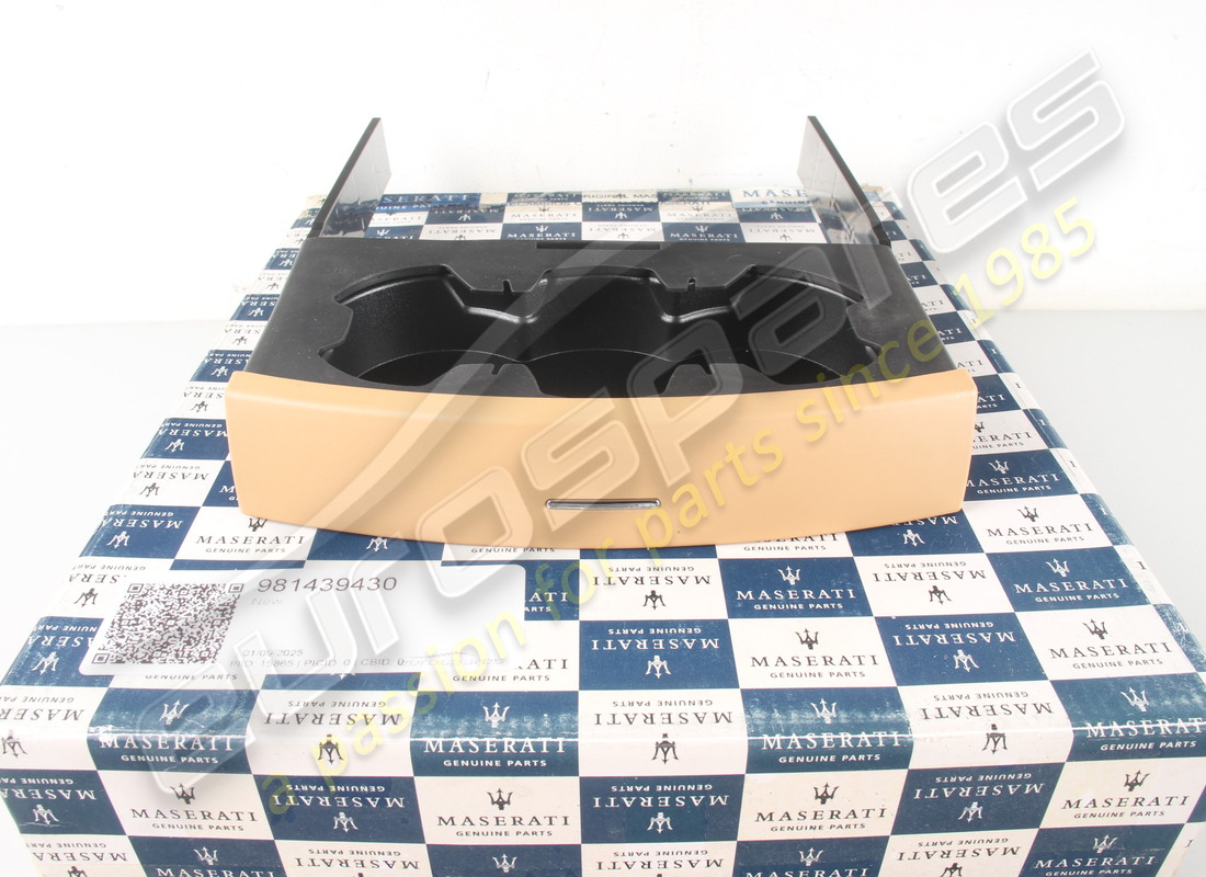 nuovo maserati kit completo di modanatura per portabibite, numero parte beig 981439430 (4)