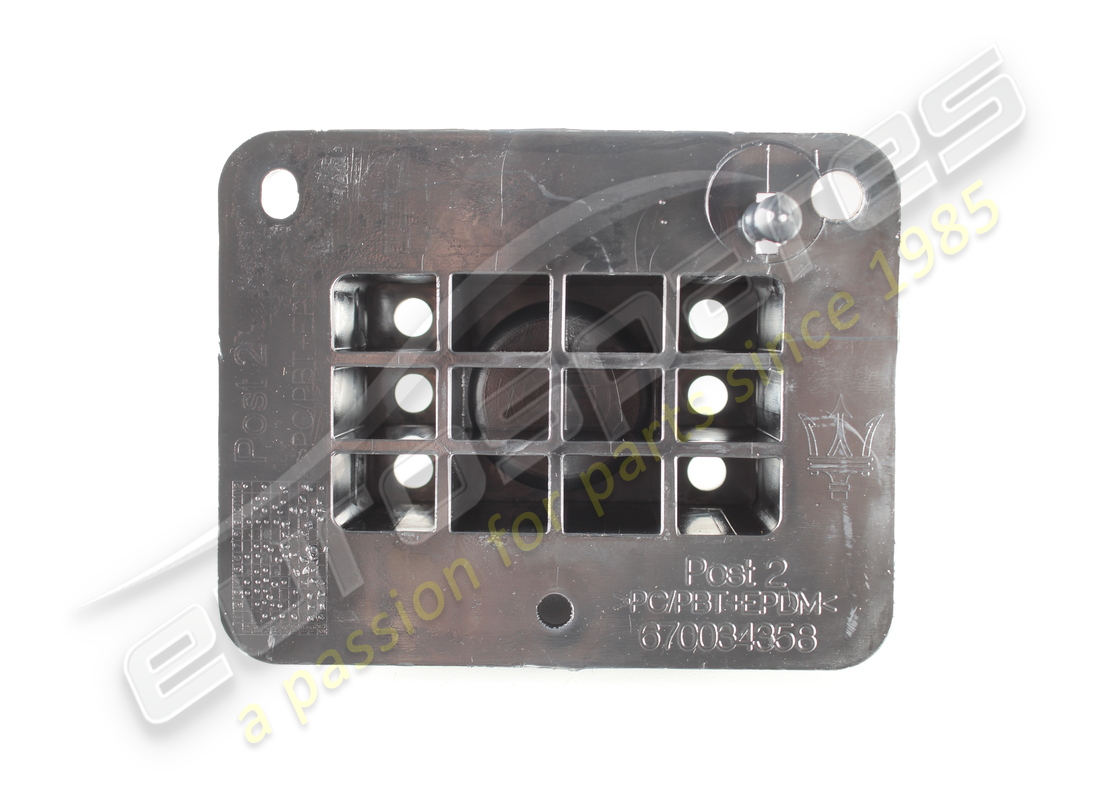 NUOVO MASERATI SUPPORTO POSTERIORE PER SOLLEVAMENTO VEICOLO. NUMERO PARTE 670034358 (1) nuovo maserati supporto posteriore per sollevamento veicolo. numero parte 670034358 (1)