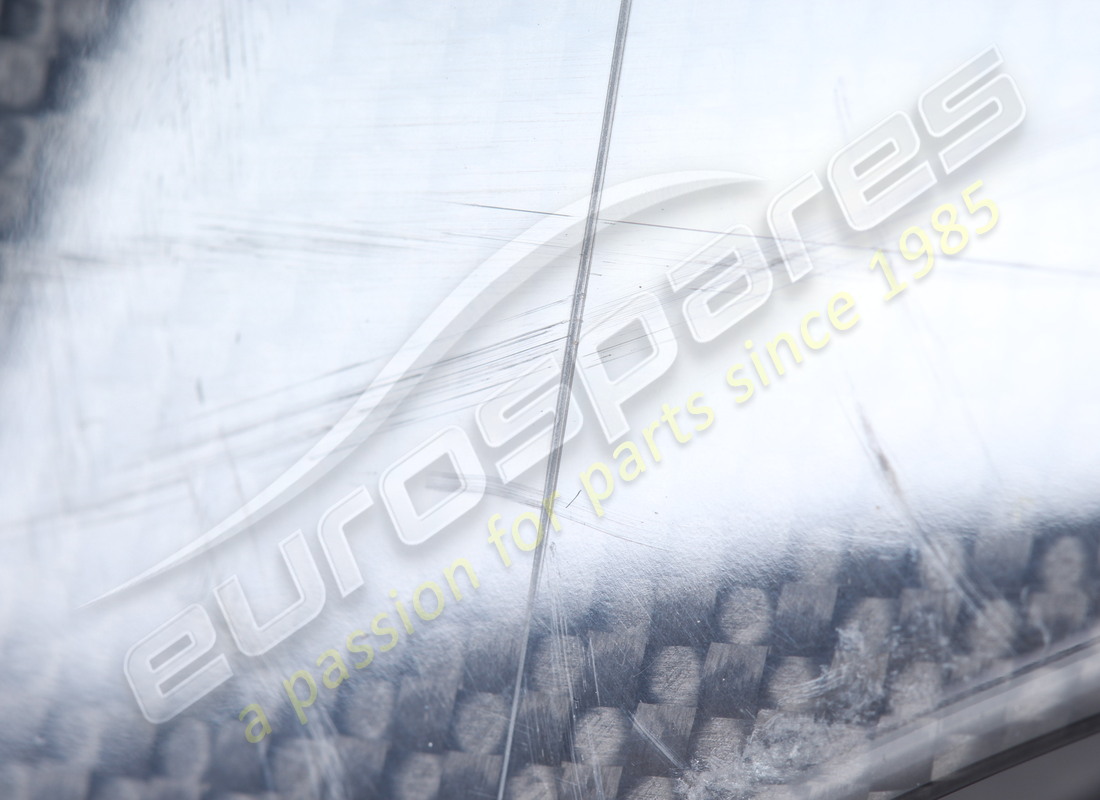 USATO FERRARI PANNELLO ANTERIORE SX - PANNELLO IN CARBONIO. NUMERO PARTE 68600900 (7) usato ferrari pannello anteriore sx - pannello in carbonio. numero parte 68600900 (7)