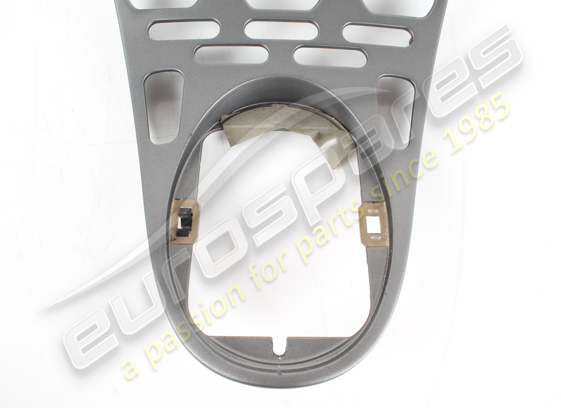 usato maserati f1 piastra di rifinitura dei comandi grigia. numero parte 980138118 (4)