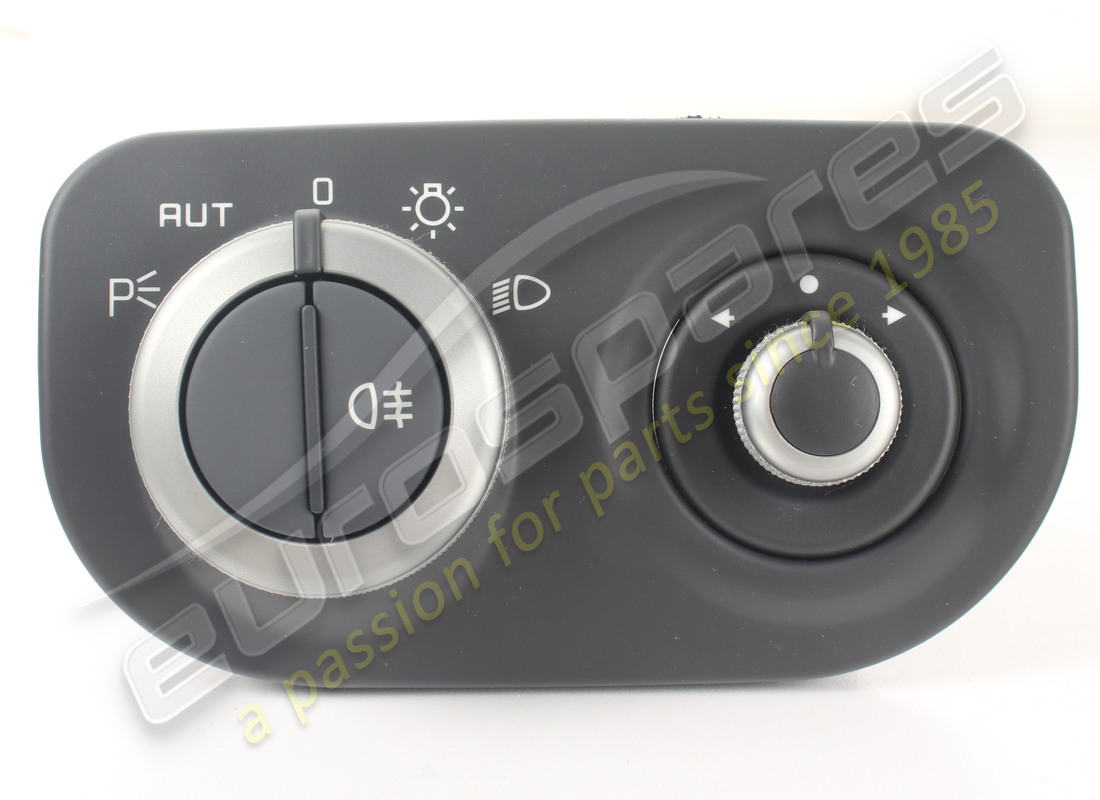 NUOVA TARGA FERRARI PER LUCI E RETROVISORE. CODICE ARTICOLO 227031 (1) nuova targa ferrari per luci e retrovisore. codice articolo 227031 (1)