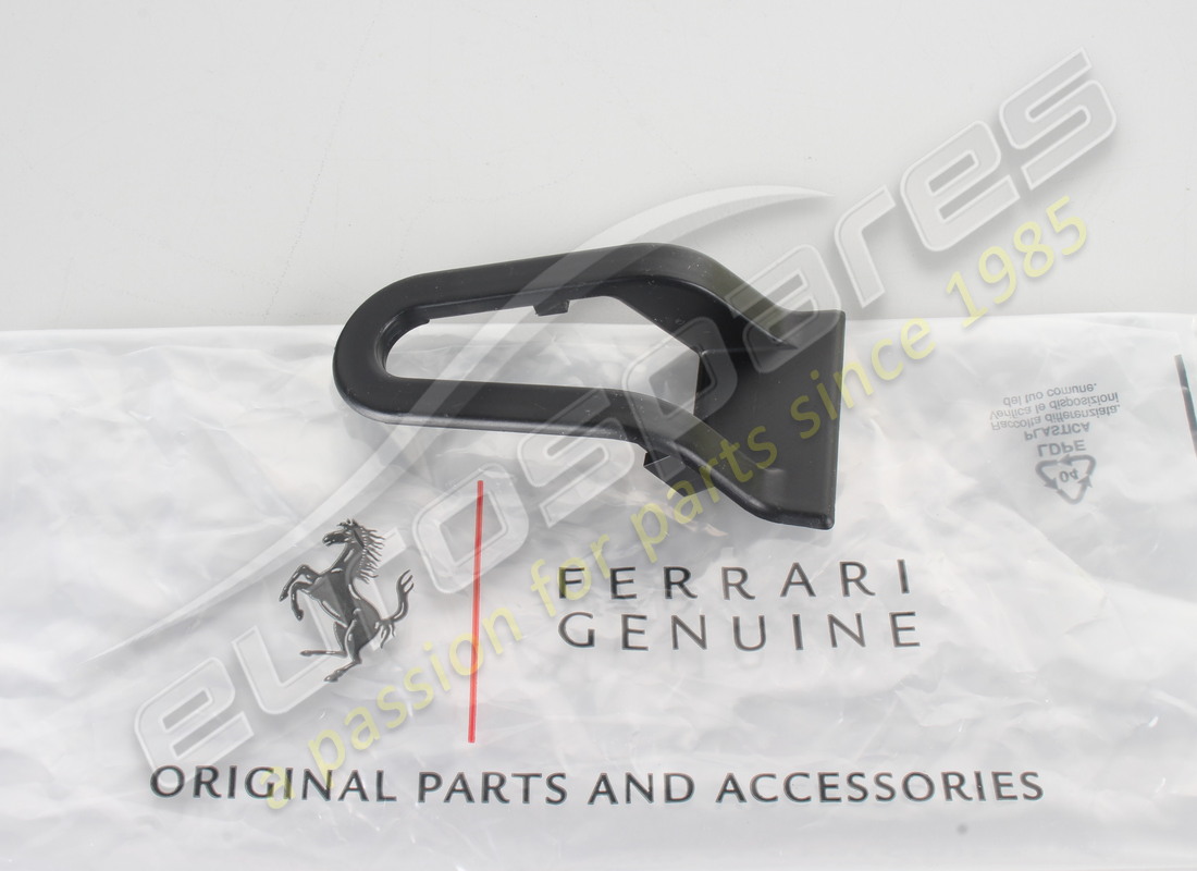 nuova piastra destra ferrari. numero parte 65705000 (3)