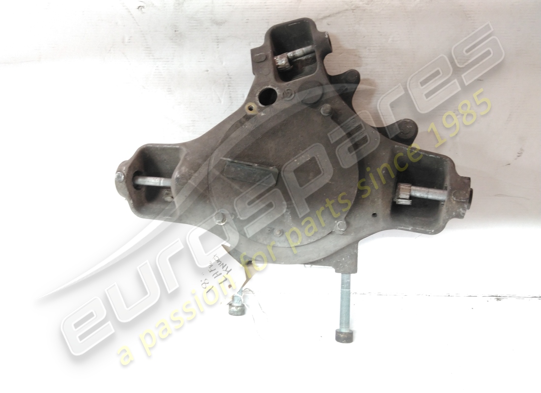 fusello anteriore destro e posteriore sx usati ferrari. numero parte 185399 (2)