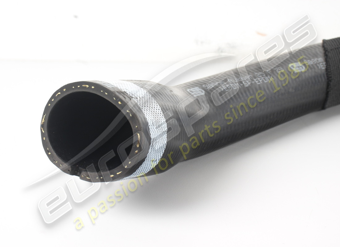 nuovo maserati tubo di mandata dal motore al radiatore. codice articolo 221355 (3)