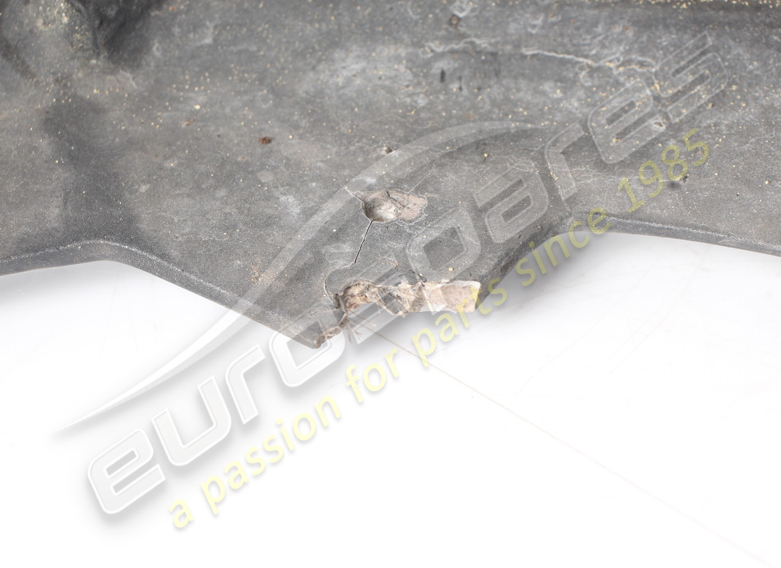 PARAURTI ANTERIORE FERRARI USATO. NUMERO PARTE 64861610 (15) paraurti anteriore ferrari usato. numero parte 64861610 (15)