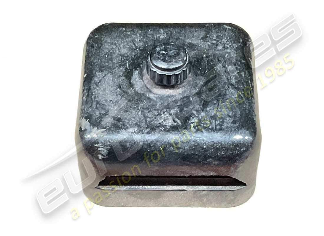 USATO Maserati SCATOLA PORTAFUSIBILI A 2 VALVOLE DA 15 AMP. (PER GUIDA DESTRA) . NUMERO PARTE 116BBL79225 (1)