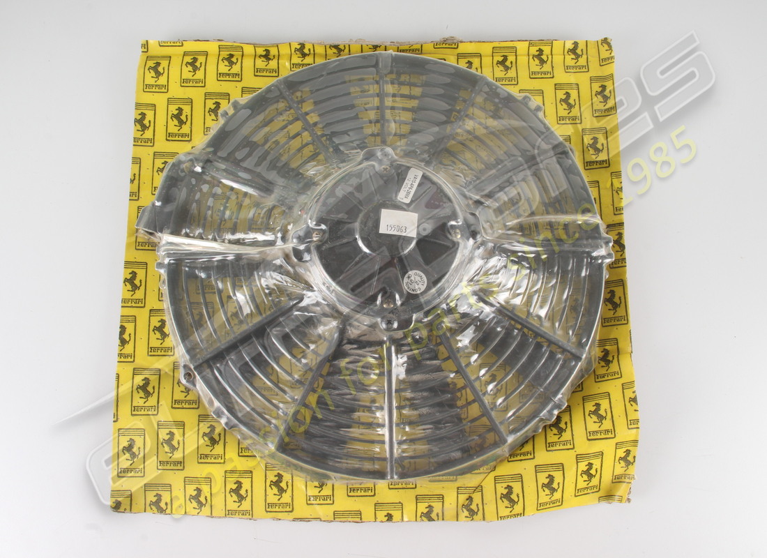 nuovo ferrari set elettroventilatore completo. numero parte 155063 (1)