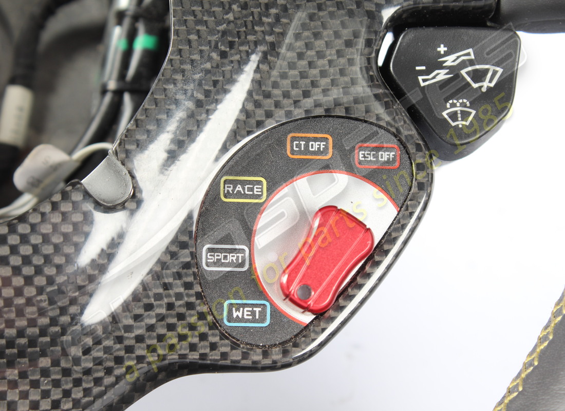 volante completo usato ferrari - nero [black]. numero parte 87233700 (4)