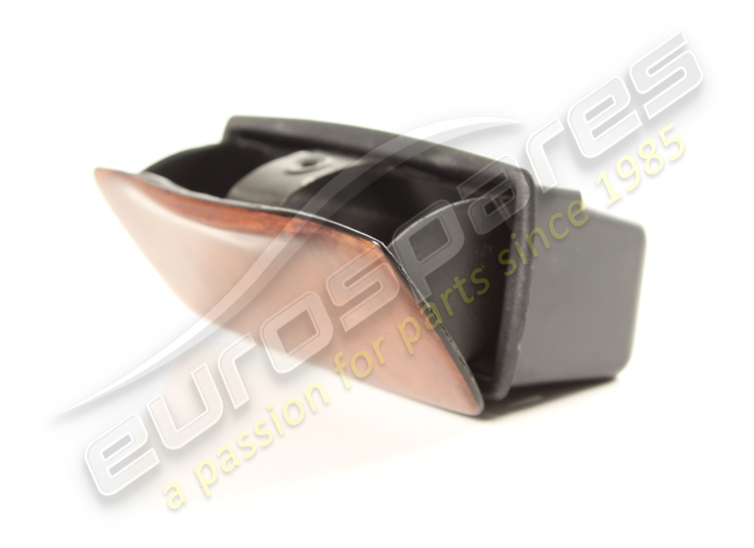 posacenere posteriore maserati usato. numero parte 378180022 (2)