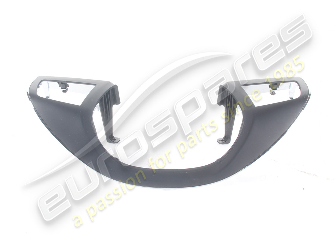 RIVESTIMENTO ANTERIORE VOLANTE USATO MASERATI NERO. NUMERO PARTE 673000082 (5) rivestimento anteriore volante usato maserati nero. numero parte 673000082 (5)