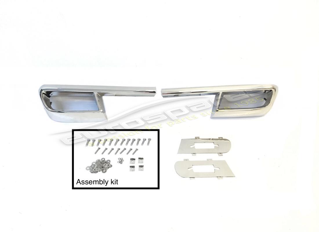 nuovo eurospares set paraurti posteriore. numero parte 006963132 (1)