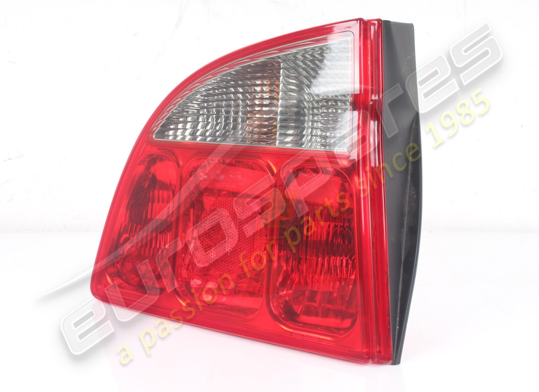 USED MASERATI LH TAILLIGHTSPIDER . PART NUMBER 186687 (1)