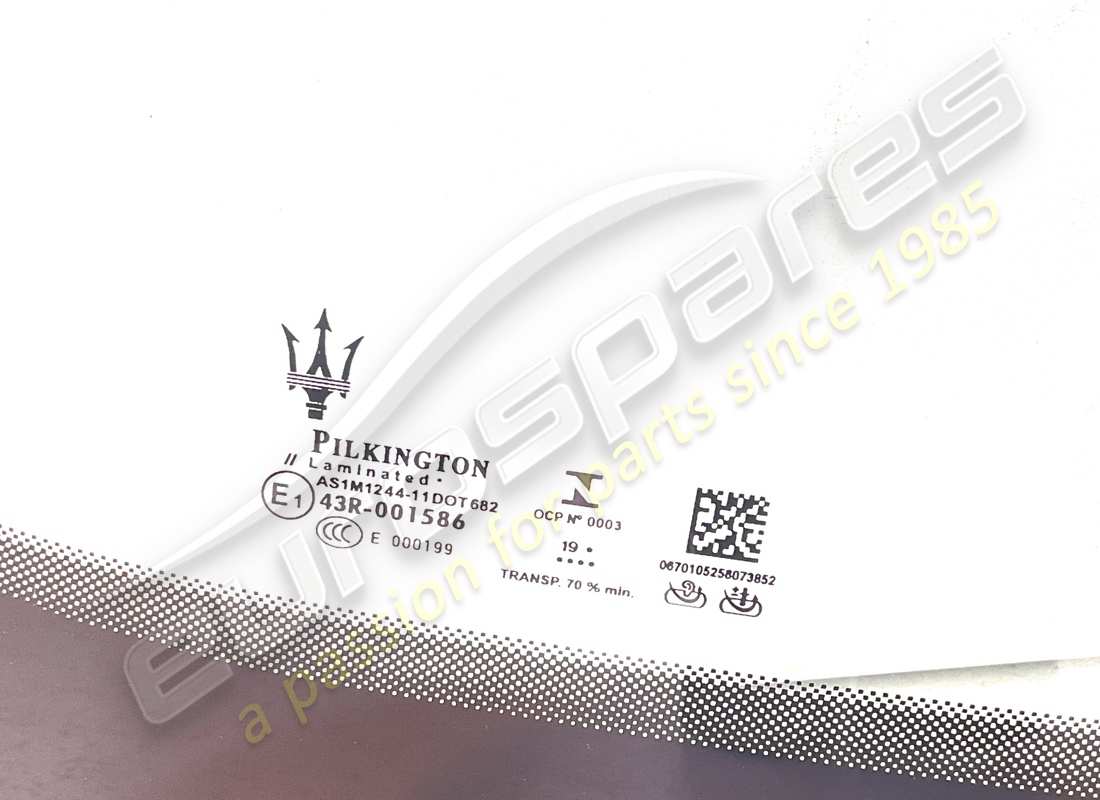 nuovo parabrezza maserati. numero parte 673008229 (2)