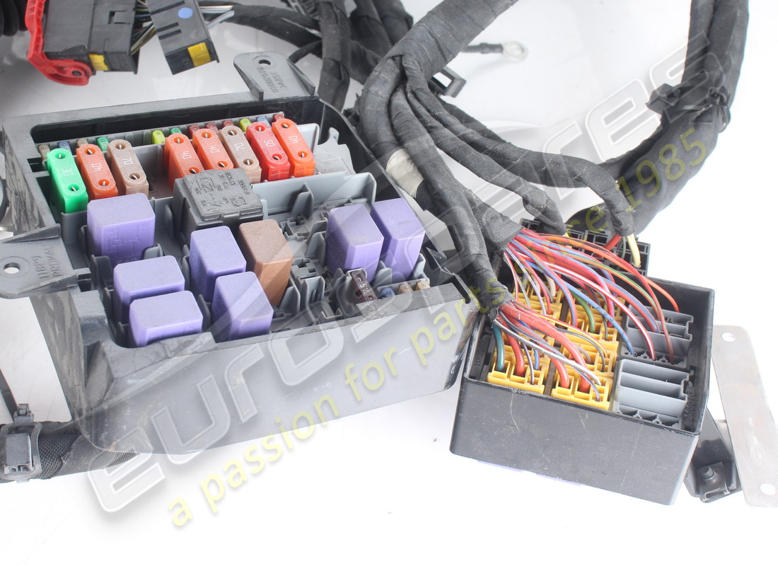 USED FERRARI CAVO ANTERIORE. PART NUMBER 266265 (3) used ferrari cavo anteriore. part number 266265 (3)