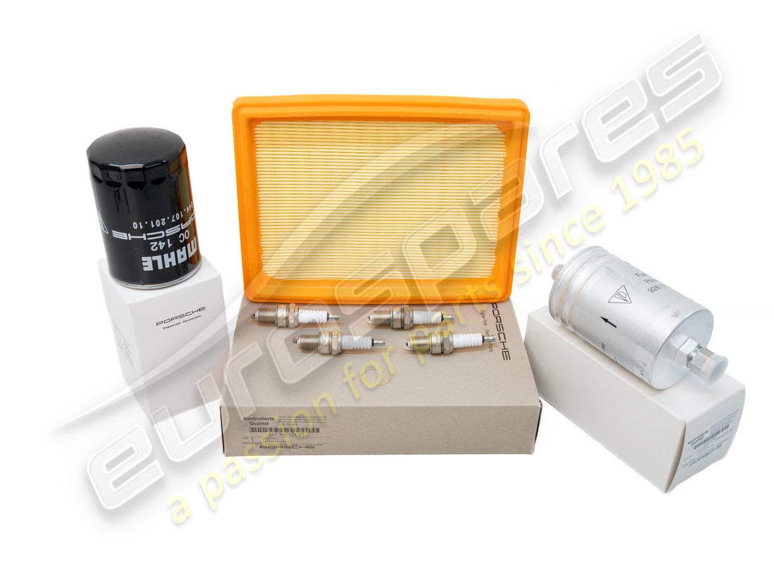 NUOVO Porsche SET DI MANUTENZIONE - - PER - MANUTENZIONE PERIODICA - COMPOSTO DA: . NUMERO PARTE 95110093000 (1)