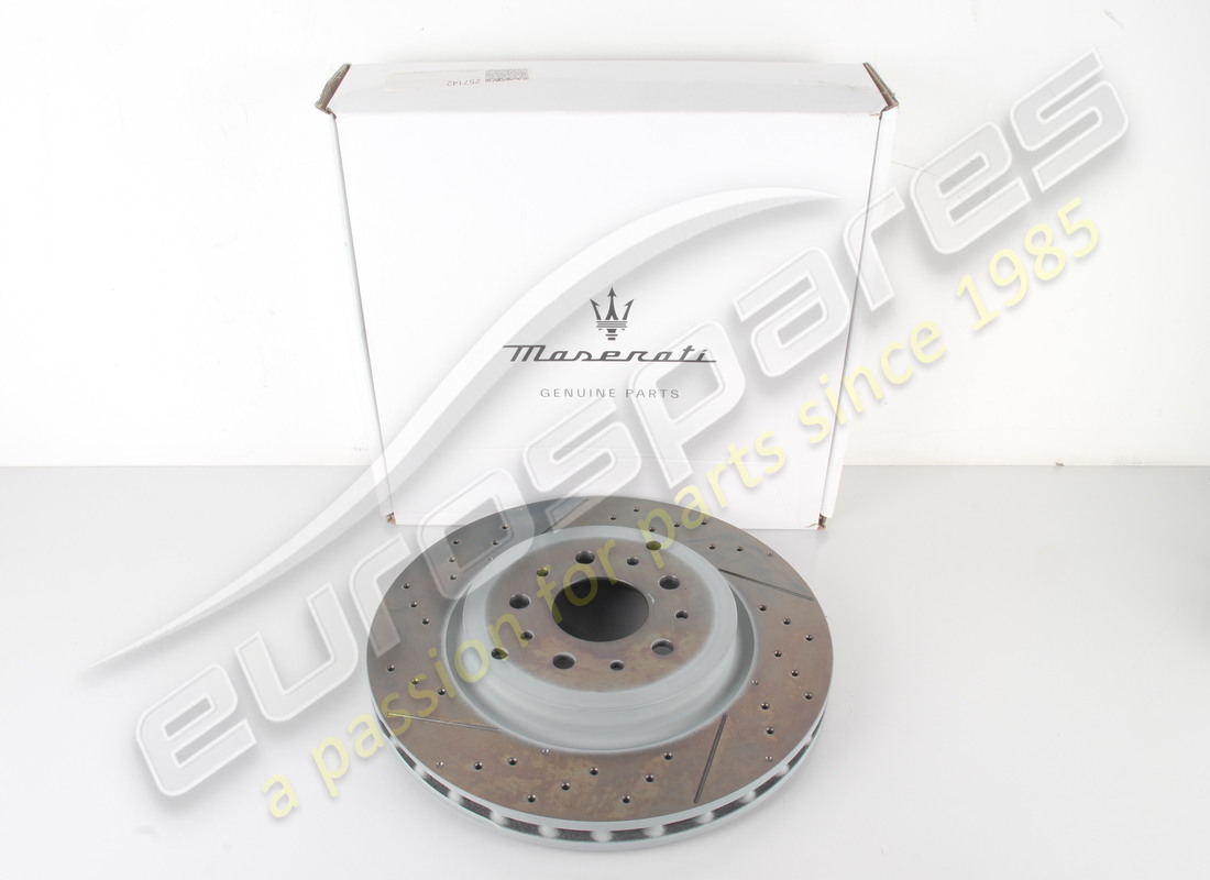 nuovo maserati disco posteriore forato e baffato. numero parte 257142 (5)