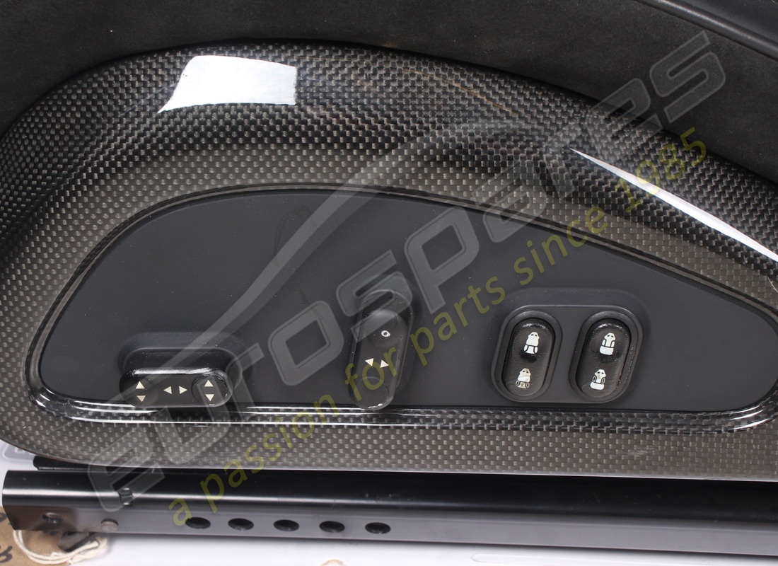 usato ferrari ferrari parte 90018638. numero parte 90018638 (4)