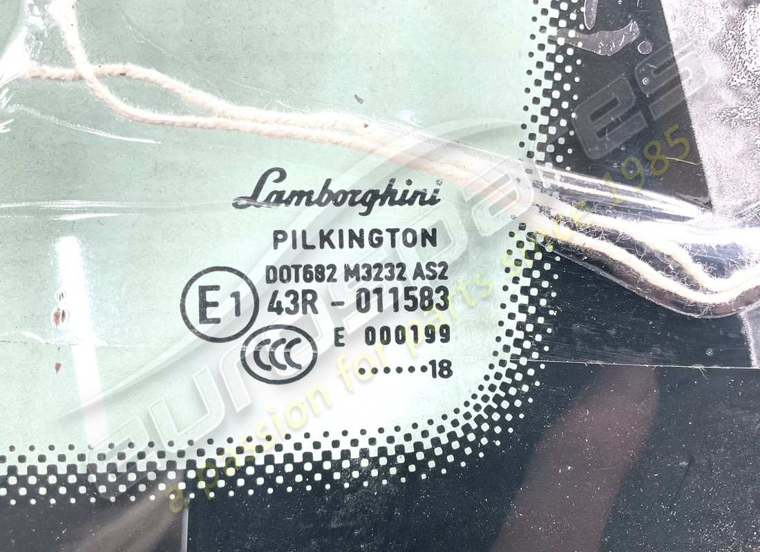 finestra laterale lamborghini usata. numero parte 4t8845300d (2)