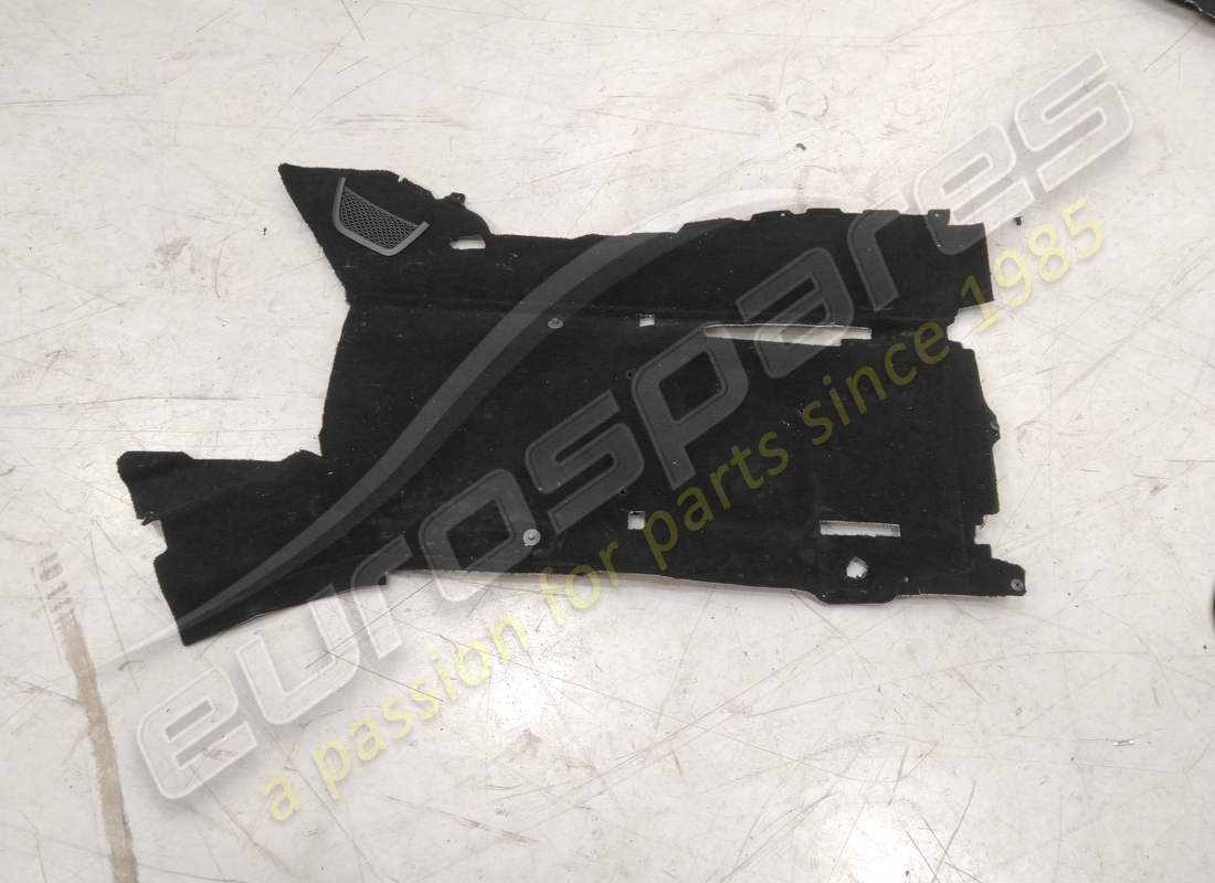 RIVESTIMENTO PER PAVIMENTI Lamborghini USATO. NUMERO PARTE 4T2863109BQG8 (1)