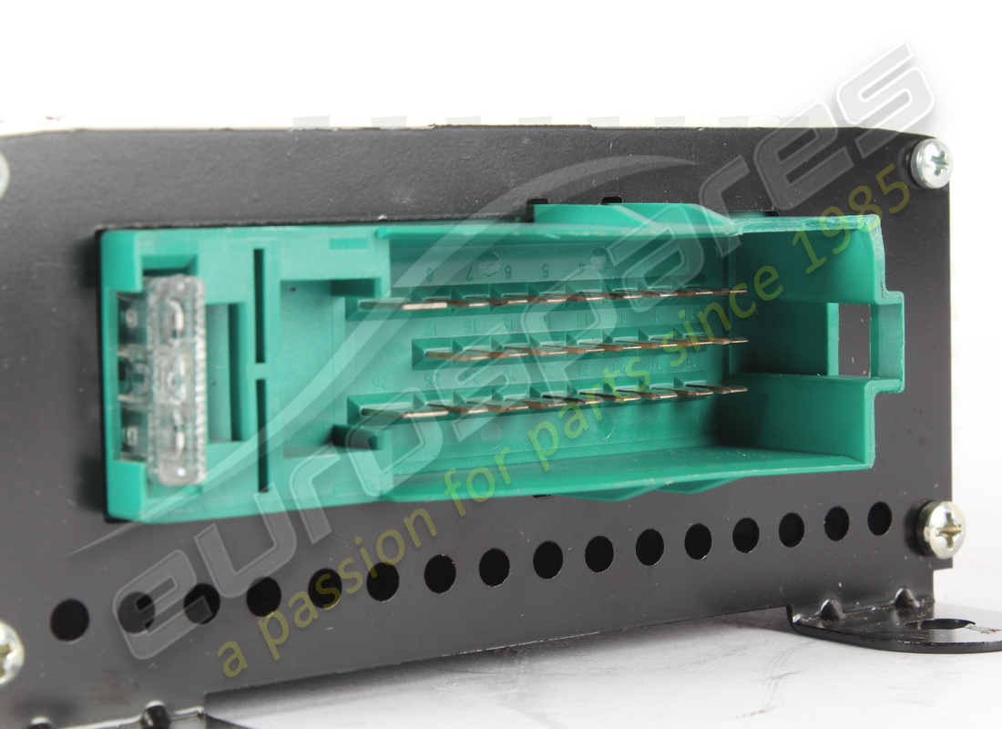 nuovo ferrari amplificatore audio 50w x 4. numero parte 188900 (4)