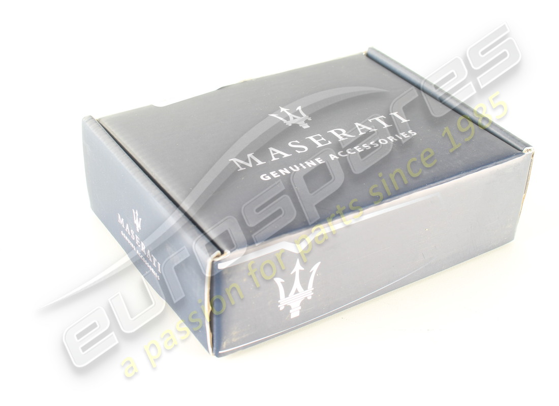 nuove maserati luci di cortesia con kit logo. numero parte 940001126 (3)