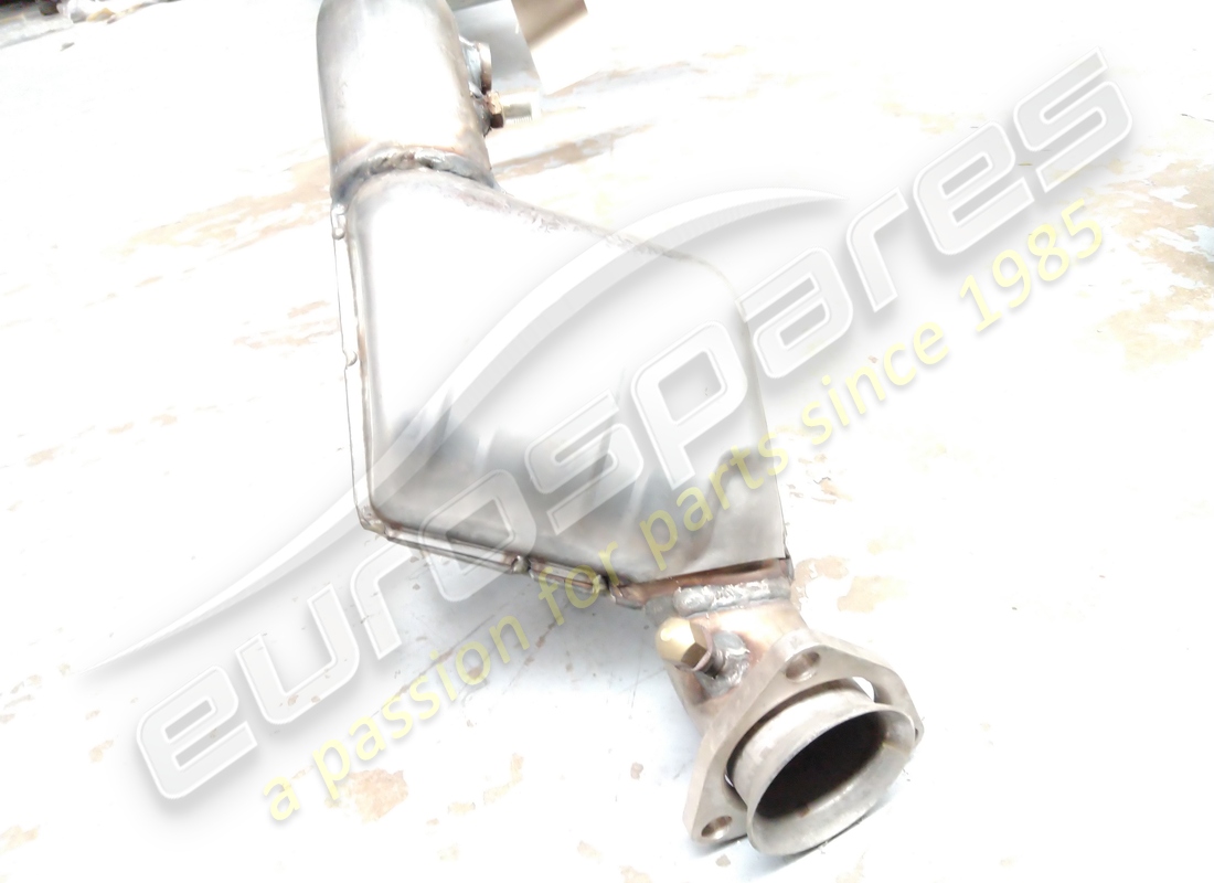 nuovo collettore maserati con convertitore catalitico. numero parte 389005104 (2)