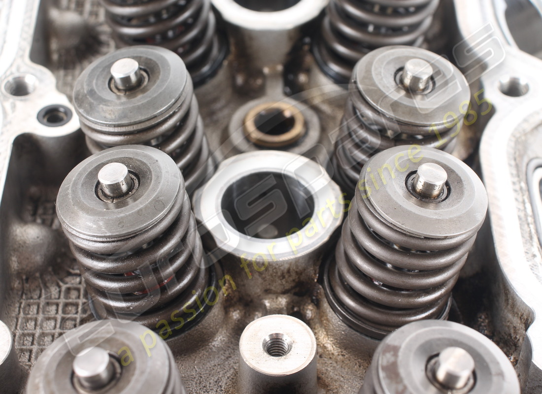 used maserati lh cylinder head with eobd. part number 585000103 (7)