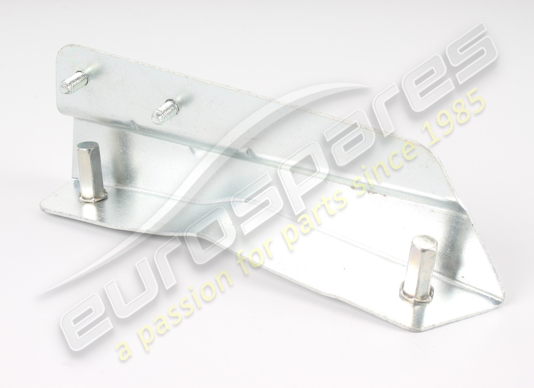 nuova maserati staffa sx. numero parte 80084400 (3)