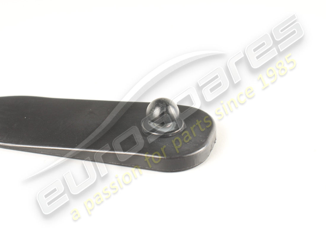 nuovo maserati fissaggio cintura windstop. numero parte 66737800 (3)
