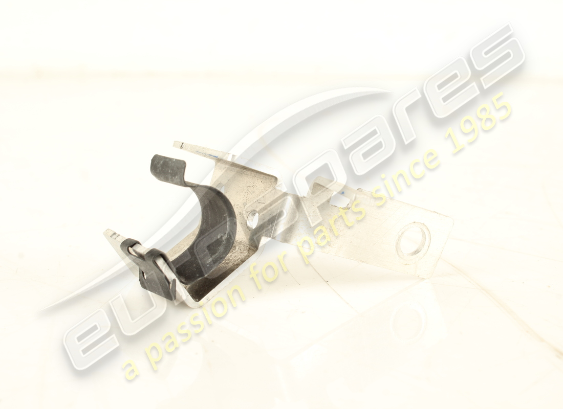 PARENTESI LAMBORGHINI USATA. NUMERO PARTE 470103585 (2) parentesi lamborghini usata. numero parte 470103585 (2)