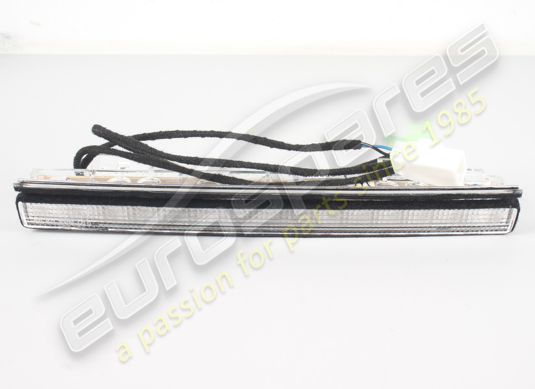 nuovo maserati luce stop aggiuntiva.. numero parte 190861 (1)