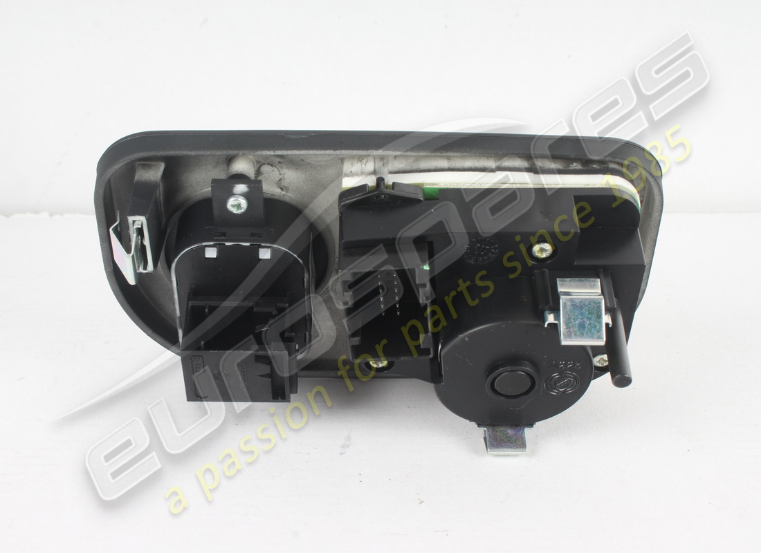 NUOVA TARGA FERRARI PER LUCI E RETROVISORE. CODICE ARTICOLO 191966 (2) nuova targa ferrari per luci e retrovisore. codice articolo 191966 (2)