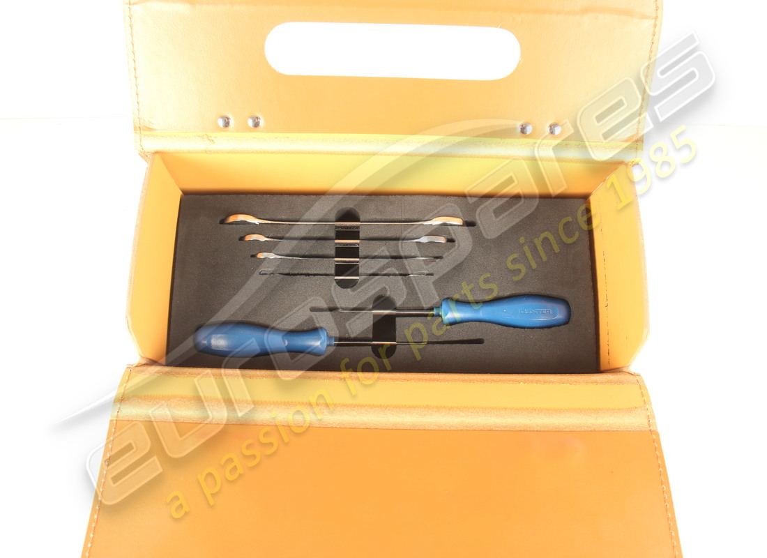 nuova ferrari borsa kit attrezzi completa. numero parte 164683 (5)