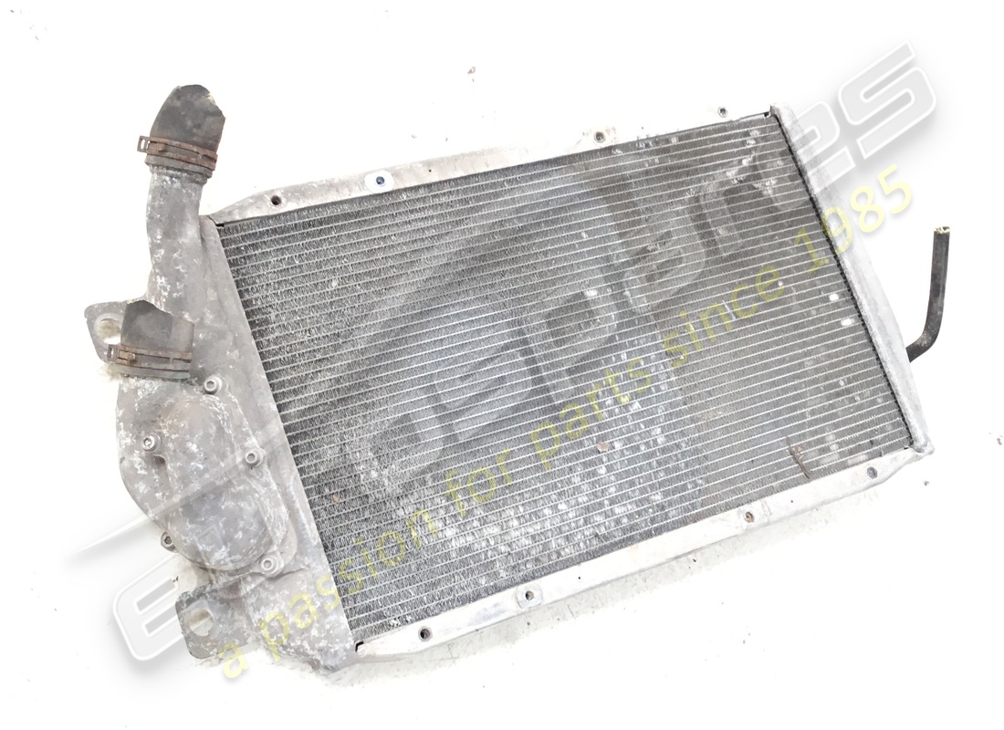 raffreddatore d'acqua lamborghini usato. numero parte 470121252d (1)